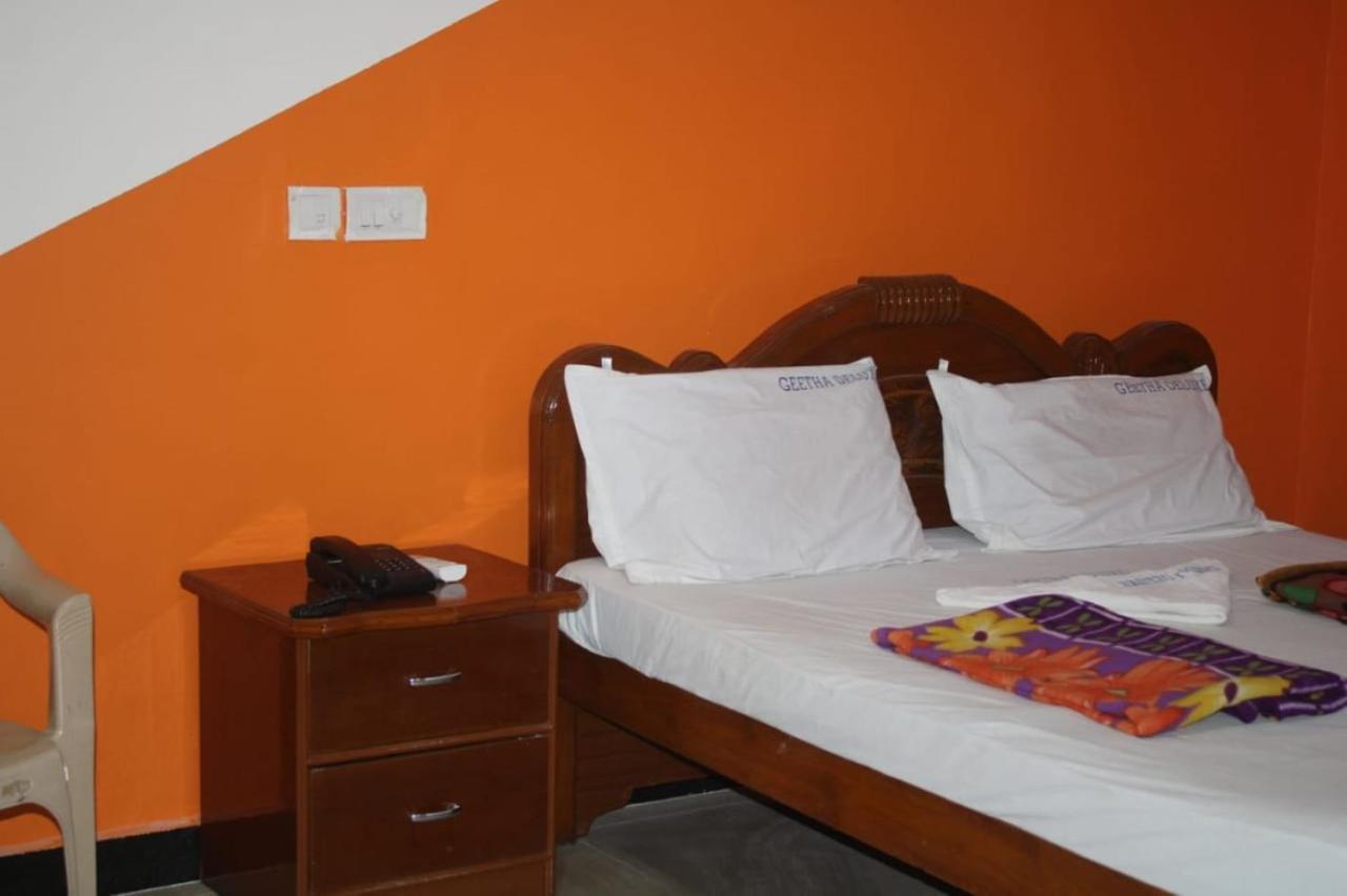 Hotel Sudhiksha Deluxe