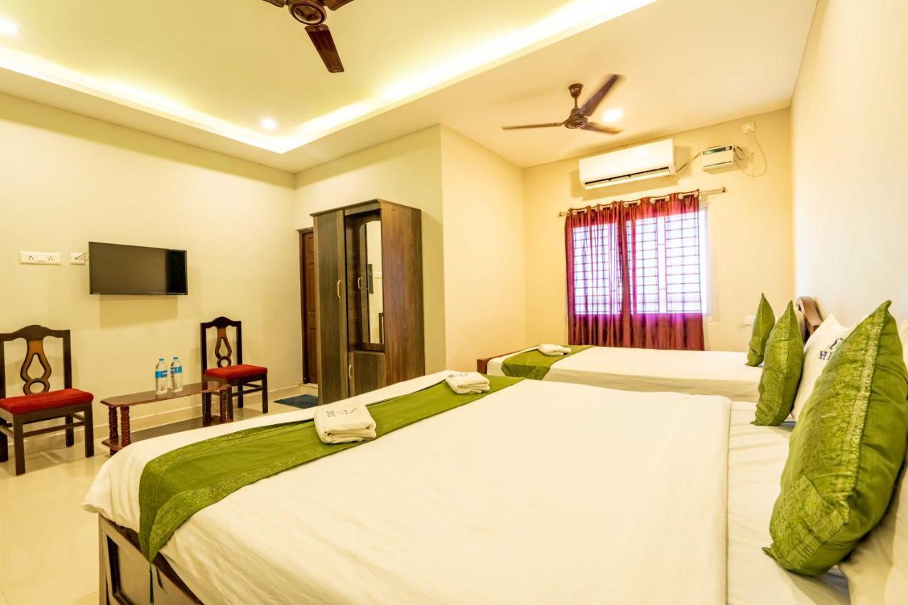 Ramleela Hotel