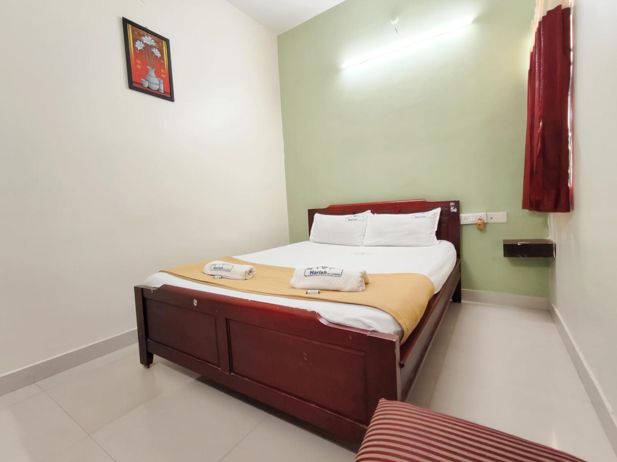Harish Hotel