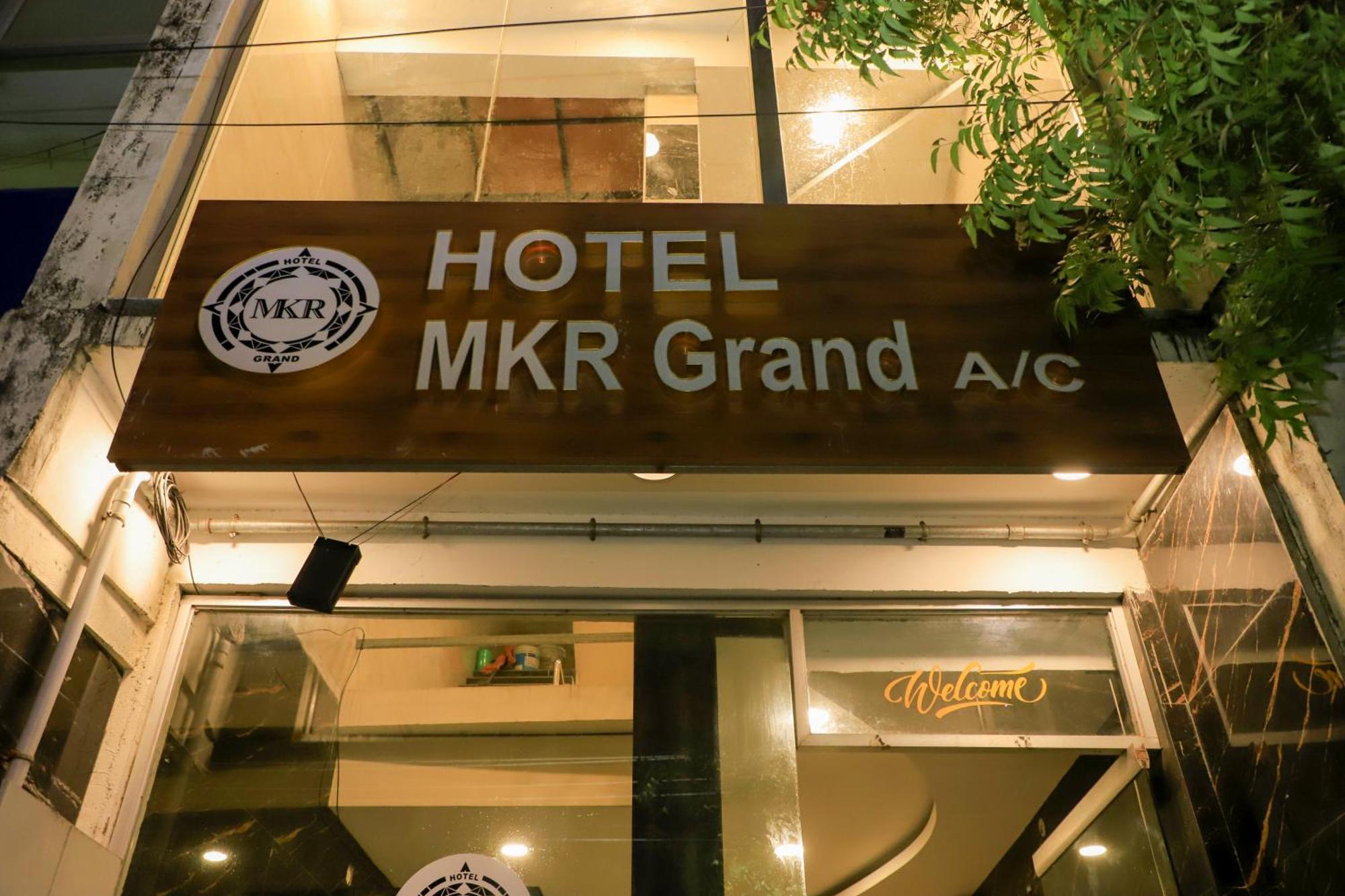 Hotel Mkr Grand *