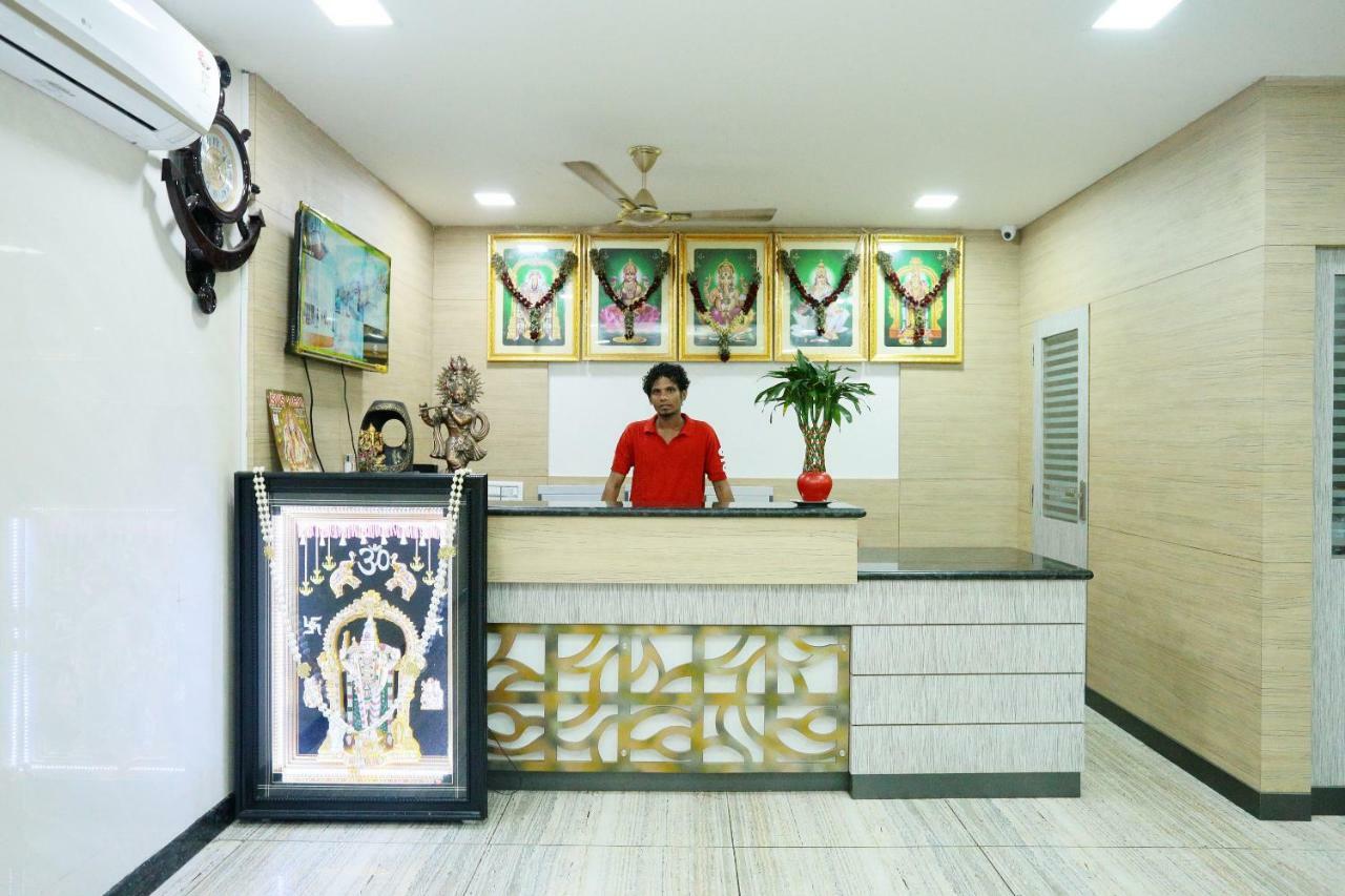 Oyo 18808 Rsn International Hotel