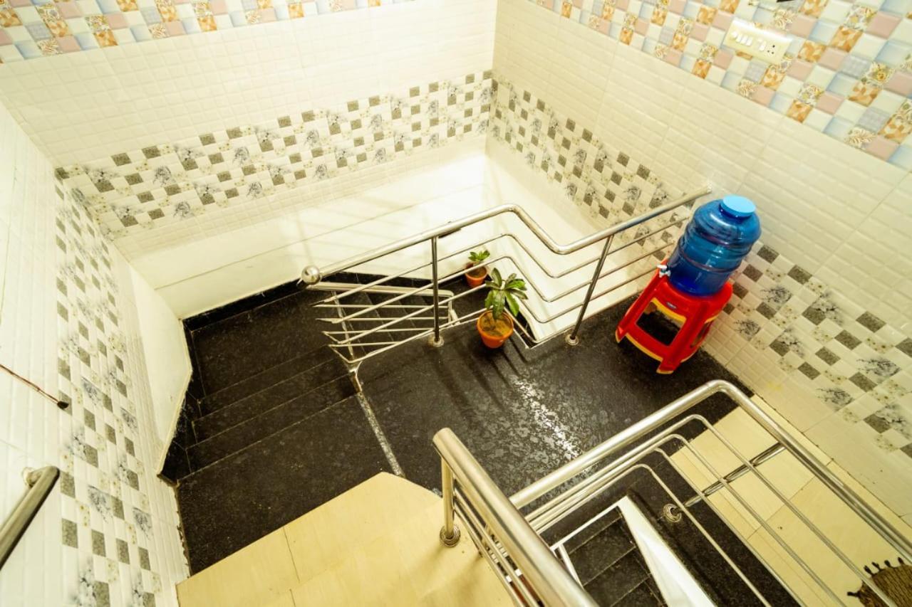 Hotel Sri Vinayaga Residency