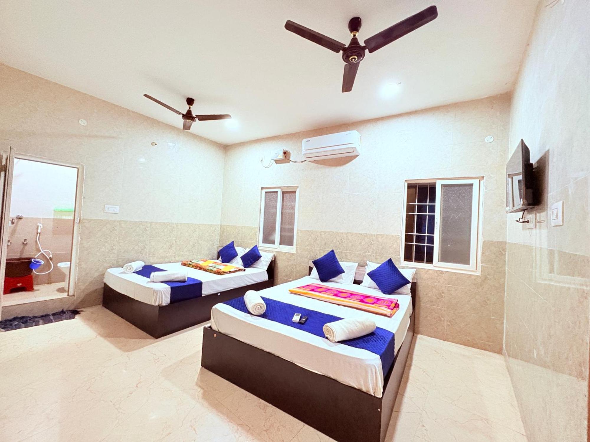 Hotel Guhan Agnitheertham Rameshwaram